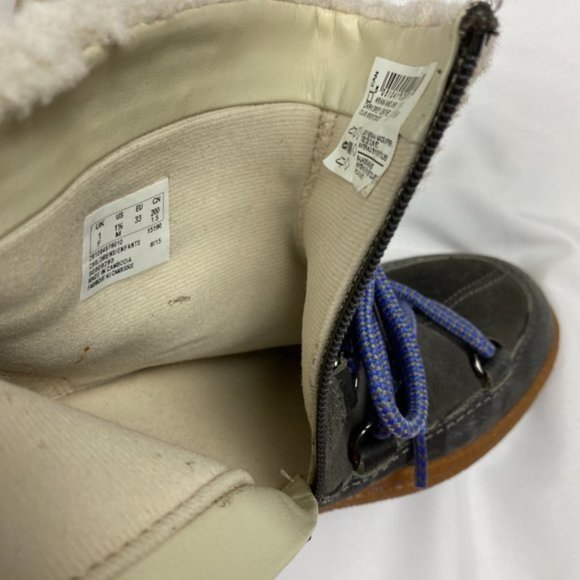 Clarks Ariana Mae Junior Boot Size 1.5M - Picture 10 of 10